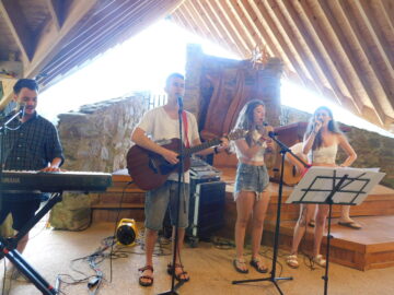 Musicians perform during shabbat services at the Zaban Chapel
